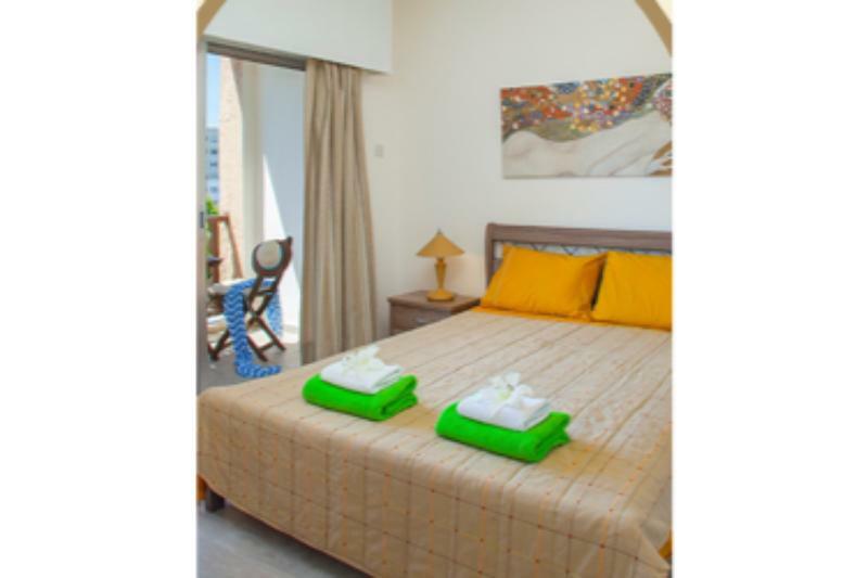 Castle Hotel Apts Limassol Eksteriør billede
